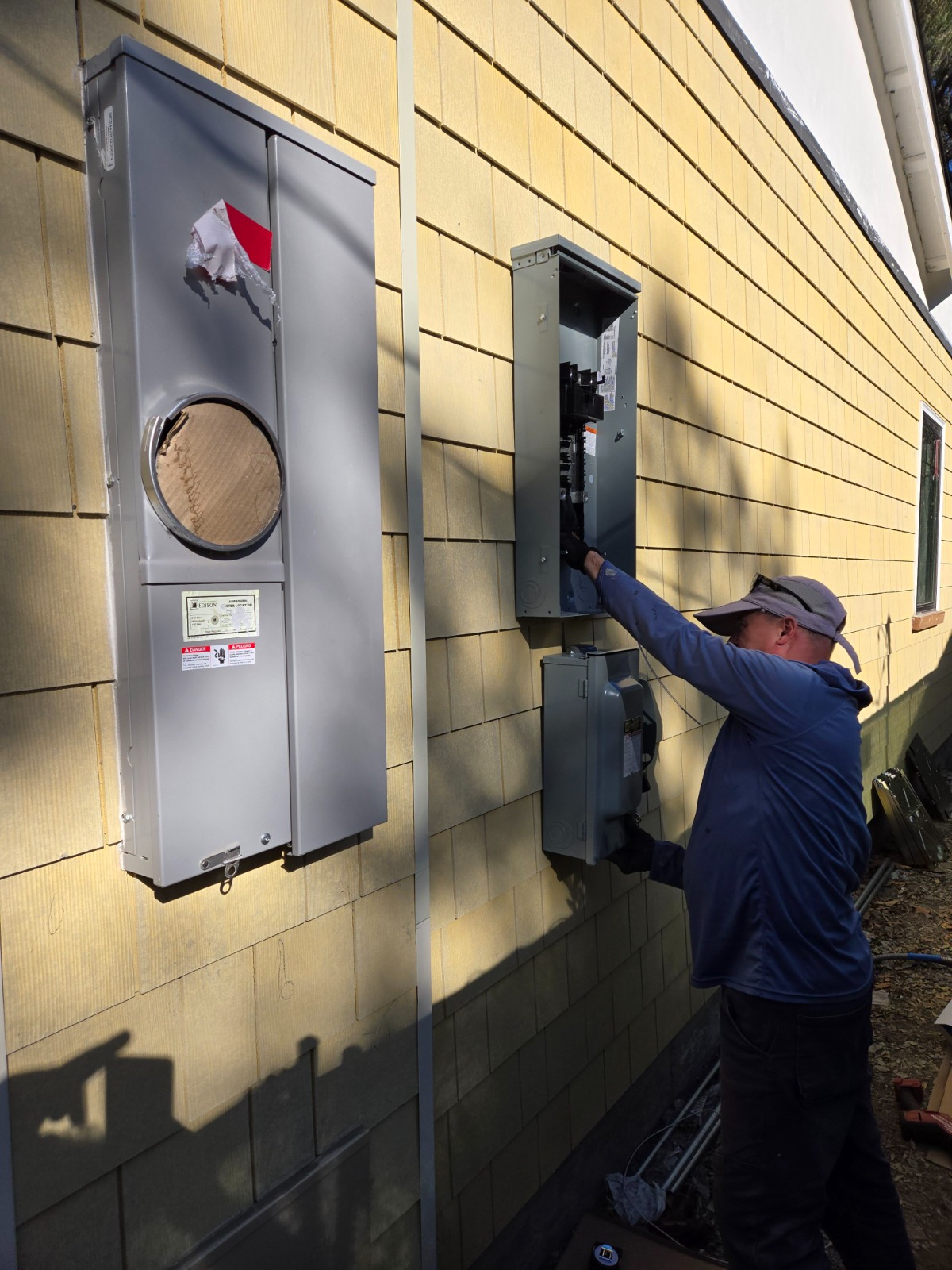 5 Signs Your Home Needs Electrical Repairs Right Now